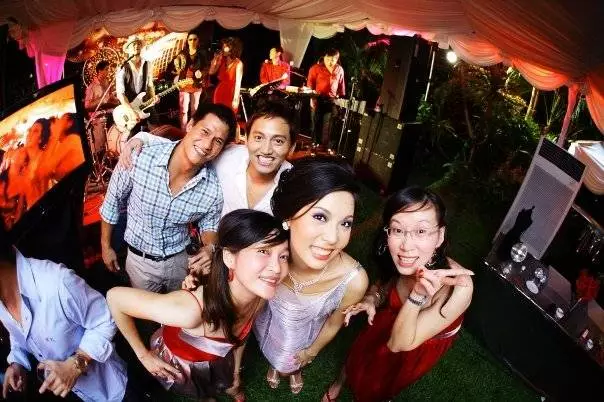 music-band After party ที่ครึกครื้นและจบด้วยความโรแมนติกของคู่คุณ นุ่น-บอล์ล
