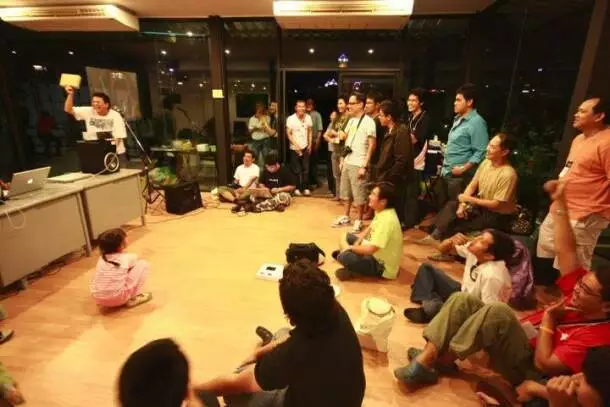 freemac-meeting FreeMac.net Meeting ที่ iSchool พระรามสี่ ใกล้อื้อจื่อเหลียงในปี 2008