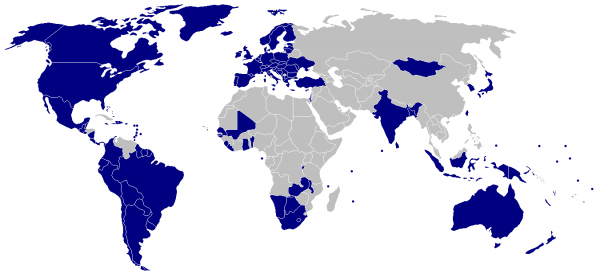 ประเทศที่มีสีน้ำเงินคือ เป็นประชาธิปไตยจากการเลือกตั้ง Electoral democracies