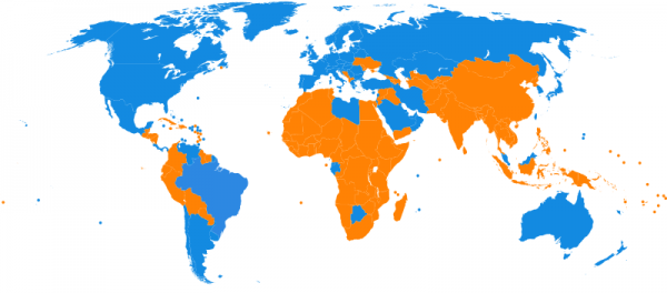 Average GDP PPP per capita 2010 สีฟ้าคือสูงกว่าค่าเฉลี่ย สีส้มคือต่ำกว่าซึ่งไทยอยู่ในกลุ่มนี้